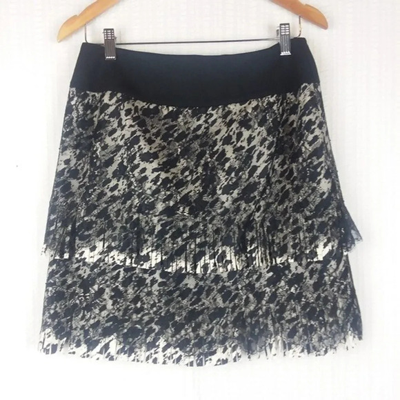 ANN TAYLOR | Black White Lace Print Fringed Skirt 6 - Picture 5 of 5